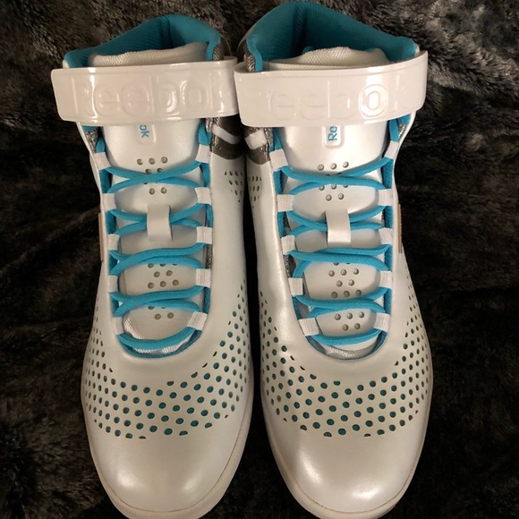 Ladies Reebok Hi-Tops - Picture 4 of 5